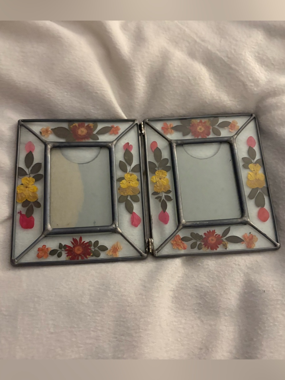 Vintage-Style Floral Stained Glass Double Small Photo Frame